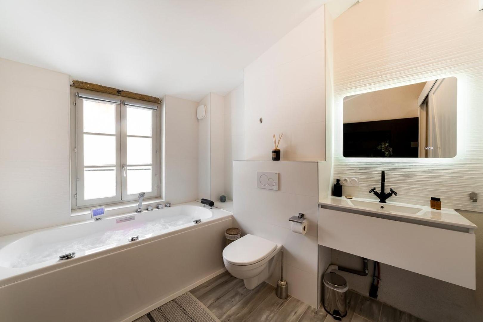 Sky'Room - Jacuzzi & Vue - Vieux Lyon Ngoại thất bức ảnh
